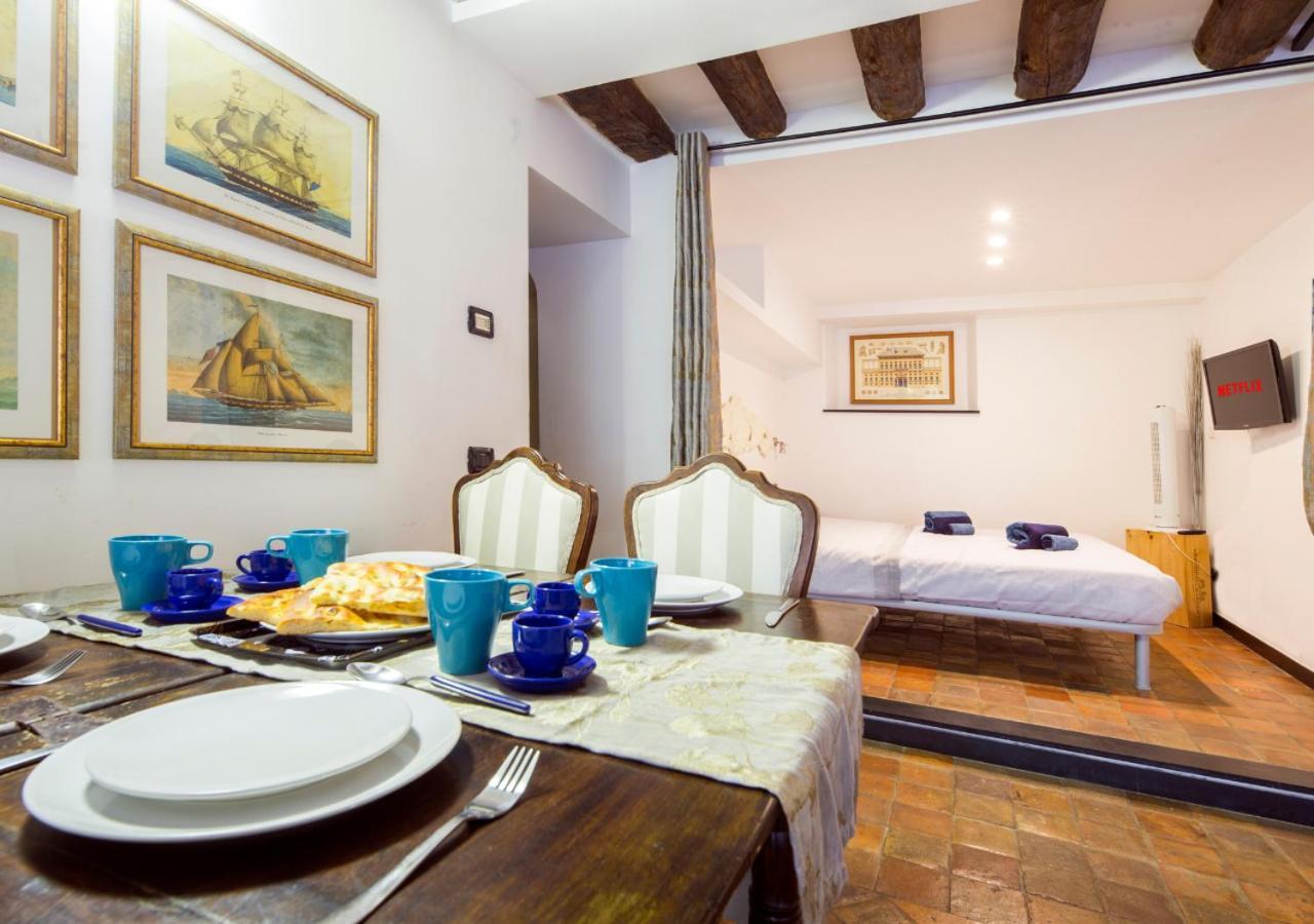 דירות ג'נובה Elegante Loft In Centro Storico Acquario מראה חיצוני תמונה